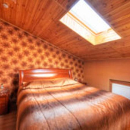 Готель-Ресторан Chalet بيلا تسيركفا المظهر الخارجي الصورة